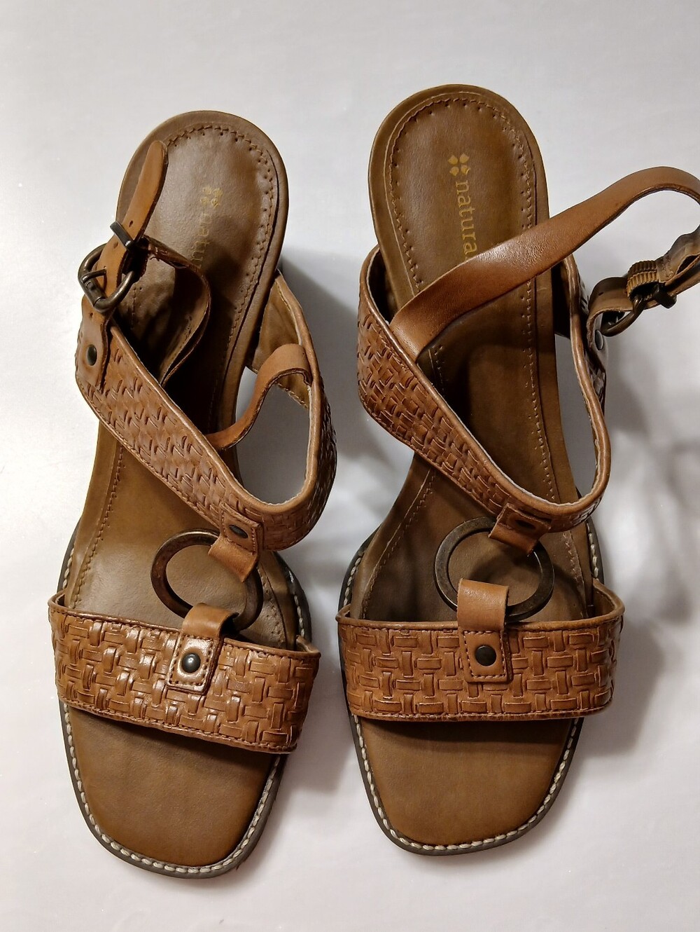 Naturalizer Leather Basket‑Weave T‑Strap Heeled Sandal – Tan – Size 8M